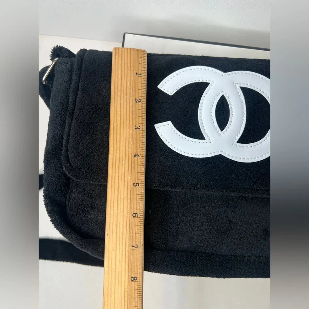 Chanel Makeup Bag crossbody purse velour flap CC black white terry precision - Picture 7 of 9